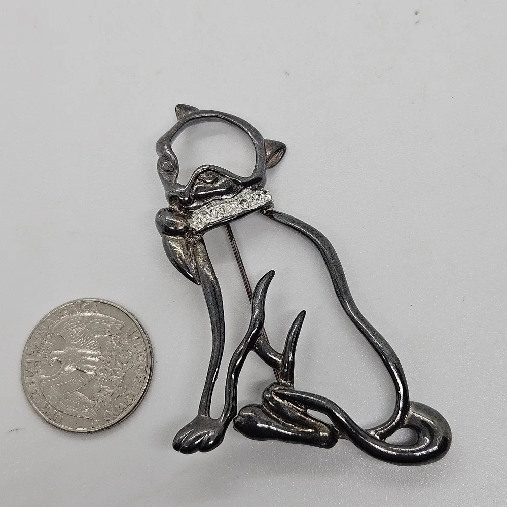 vintage Tara 5th Ave gunmetal cat outline brooch with rhinestone collar signed